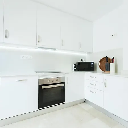 Apartment Amazing Cozy Hugo Tauro With Jacuzzi, Pool, Wi-fi Mogan