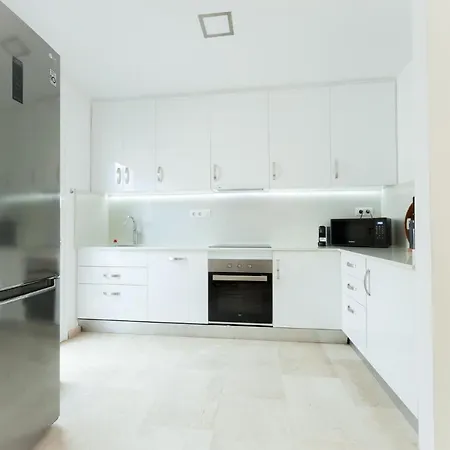 Amazing Cozy Hugo Tauro With Jacuzzi, Pool, Wi-fi *