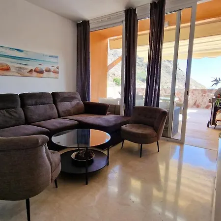 Amazing Cozy Hugo Tauro With Jacuzzi, Pool, Wi-fi * Mogan