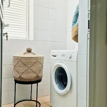 Apartment Amazing Cozy Hugo Tauro With Jacuzzi, Pool, Wi-fi *