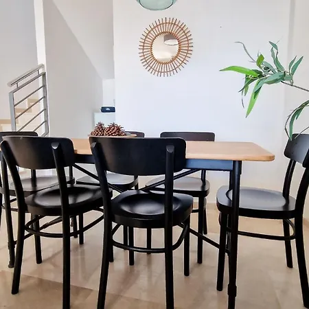 Apartment Amazing Cozy Hugo Tauro With Jacuzzi, Pool, Wi-fi *