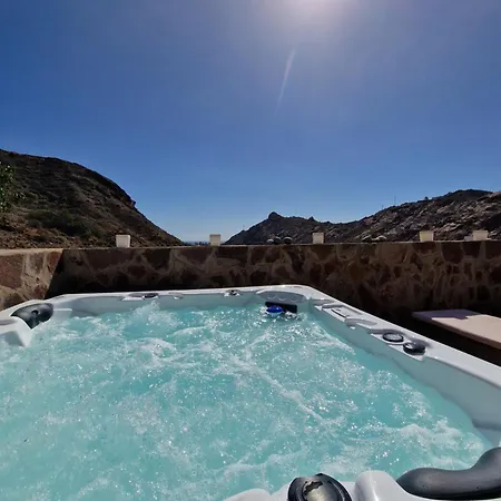 Amazing Cozy Hugo Tauro With Jacuzzi, Pool, Wi-fi * Mogán
