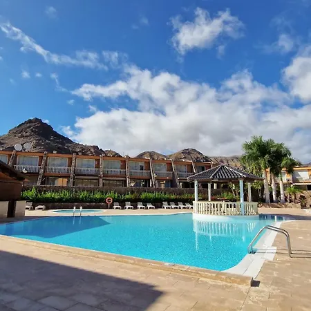 Amazing Cozy Hugo Tauro With Jacuzzi, Pool, Wi-fi Mogan