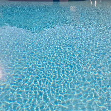 Apartment Amazing Cozy Hugo Tauro With Jacuzzi, Pool, Wi-fi Mogan