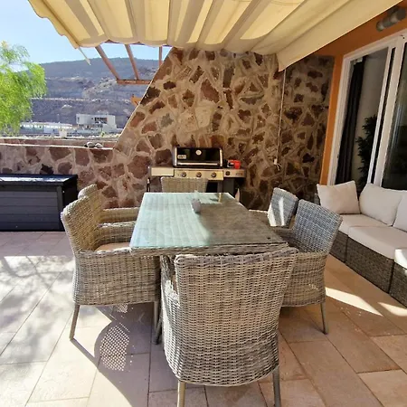 Amazing Cozy Hugo Tauro With Jacuzzi, Pool, Wi-fi Mogan
